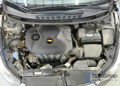 2016 Hyundai Elantra Se z USA, uszkodzony, nr VIN 5NPDH4AE1GH680337